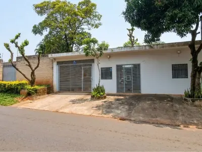 Salão comercial para alugar em Hugua Ñaró, Itá 3