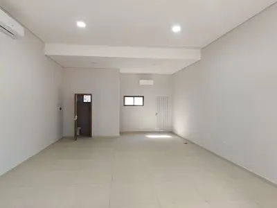 Salão comercial para alugar em Lambaré, Santa Luisa 2