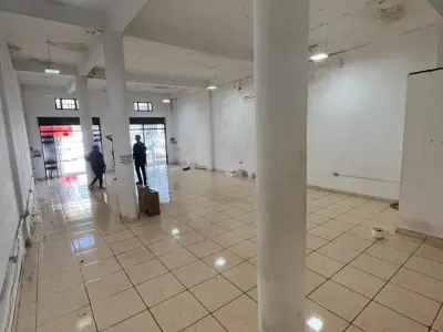 Salão comercial para alugar em Las Mercedes, Presidente Franco 4