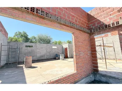 Salão comercial para alugar em Loma Plata 2