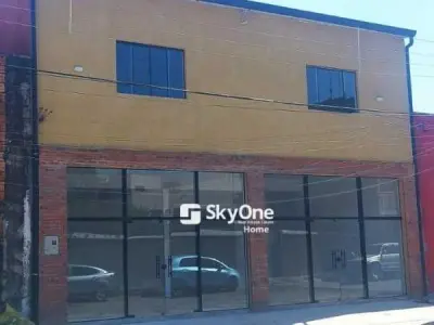 Salón comercial en alquiler en Mariano Roque Alonso — 100 m², a estrenar 2