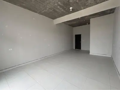 Salão comercial para alugar em Ñemby, Central 3