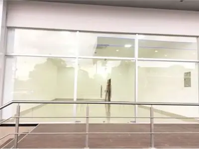 Salão comercial para alugar em Ñemby 3