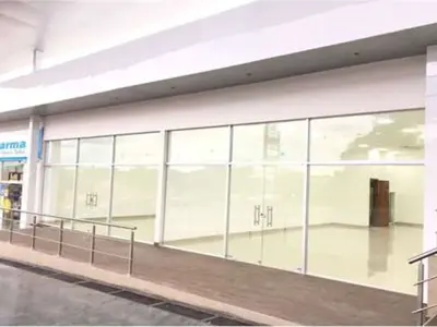 Salão comercial para alugar em Ñemby 4