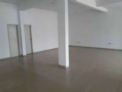 Salão comercial para alugar em Pablo Rojas, Ciudad del Este 5