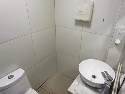 Salón comercial en alquiler en Pablo Rojas, Ciudad del Este 3