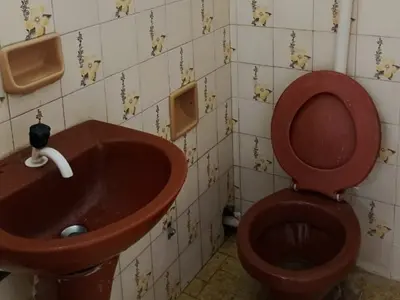 Salão comercial para alugar em Sajonia, Assunção 4