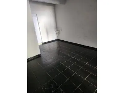 Salão comercial para alugar em San José Obrero, Itauguá 2