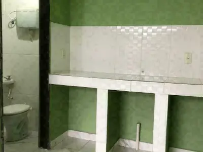 Salón comercial en alquiler en Villa Elisa, Dpto. Central 3