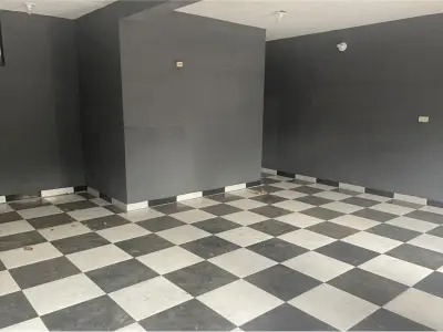 Commercial unit for rent in Mercado de Abasto area 4