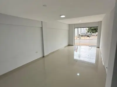 Salão comercial para alugar na Avenida 10 de Julio, Fernando de la Mora 4