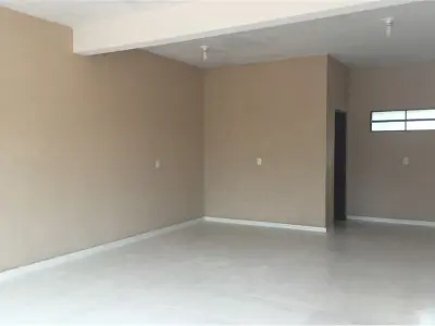 Salón comercial u oficina en alquiler en San Lorenzo 3
