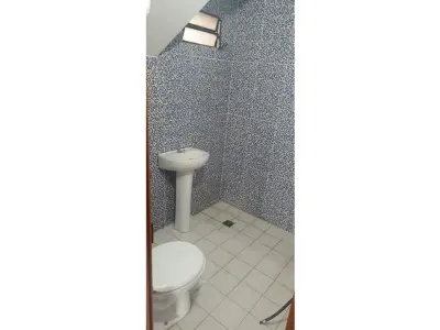 Salão comercial e apartamento para alugar em San Lorenzo 4