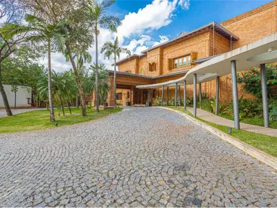 4-suite half-floor apartment for sale in Jade Park, Mburucuyá 4