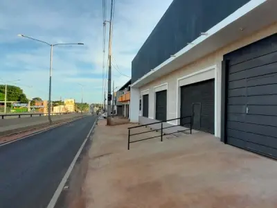 Showroom com depósito à venda em Villa Elisa, Zona Três Bocas 3