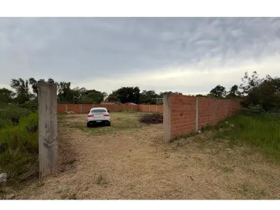 Terreno murado à venda em Mora Cue, Luque 3
