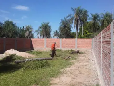 Terreno murado à venda em Ypacaraí 3