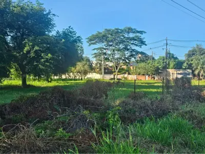 Terreno comercial de 4.239 m² à venda em San Lorenzo 4