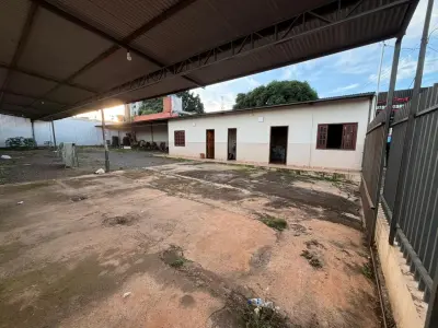 Terreno comercial de 450 m² en Ciudad del Este, Km 8 2