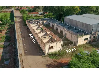 Terreno comercial à venda em esquina em Capiatá 4