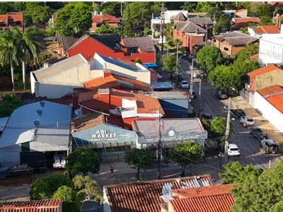 Terreno comercial à venda em esquina, Ycuá Satí 2