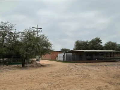 Terreno comercial en venta en Filadelfia, Boquerón 3