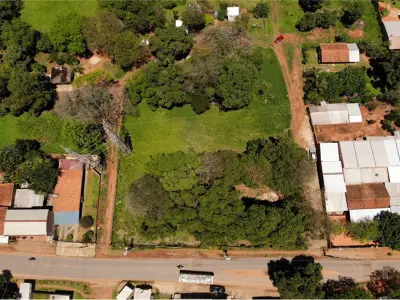 Terreno comercial à venda em Isla Bogado, Luque 2