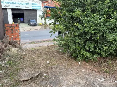 Terreno comercial para alugar em Lambaré, bairro Kennedy 4