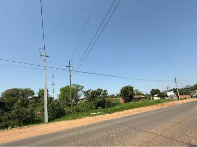 Terreno comercial à venda em Mora Kue, Luque 3