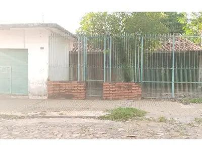 Terreno com casa à venda em San Vicente, Asunción 2