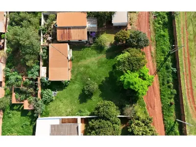 Terreno com casa à venda em Ciudad del Este 3