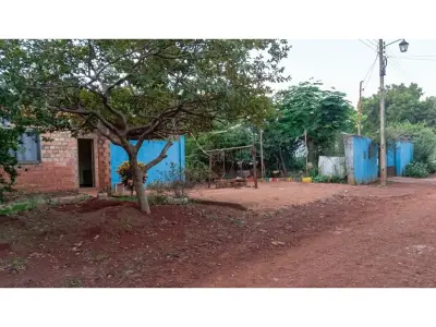 Terreno con casa en venta en Hernandarias 3