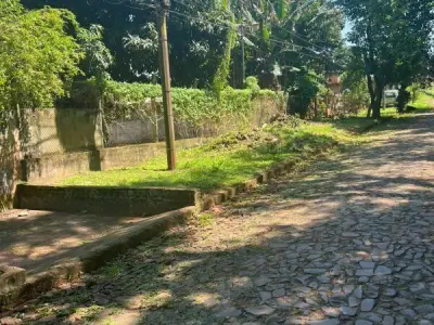Terreno con casa en venta en Remansito, Ciudad del Este — 1.600 m² 3