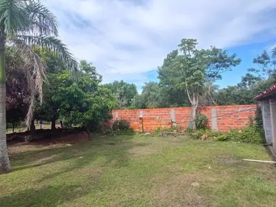 Terreno con casa en venta en San Bernardino, Cordillera 3