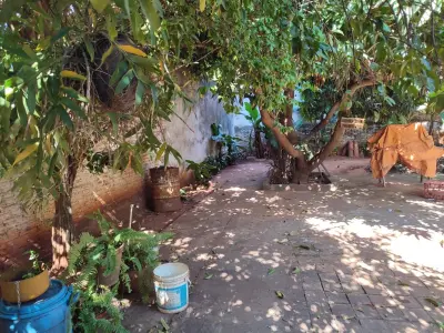 Terreno com construção para reformar na Villa Universitaria, San Lorenzo 3