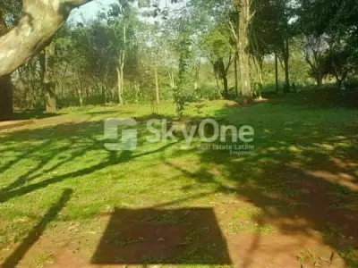 Terreno con construcción en venta en Hernandarias, zona Petropar 4