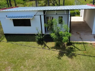 Terreno com construção à venda em Itapuami, Luque 3