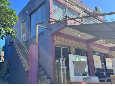 Terreno com construção à venda em Luque, Central 2