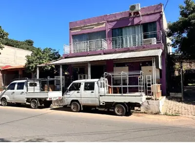 Terreno com construção à venda em Luque, Central 3