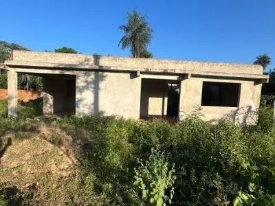 Terreno com construção à venda em San Bernardino 3