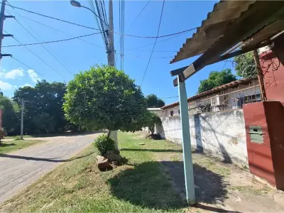 Terreno com construção à venda em Santa Rosa 2