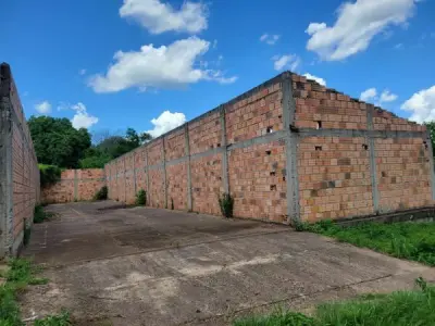 Land with started construction for sale in Paraguarí 3