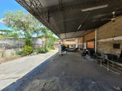 Land with Warehouse for Sale in Fernando de la Mora Norte 4