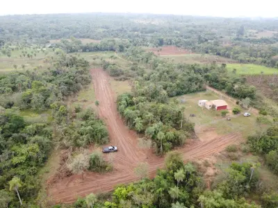 Terreno de 1 hectare em Loma Grande, Cordillera 4