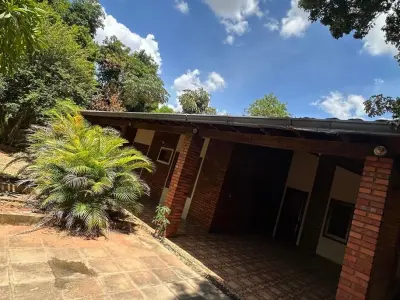 Terreno de 1.000 m² no Centro de Villa Elisa 4