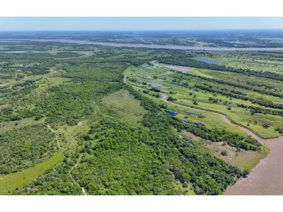 Terreno de 1.400 hectáreas en venta en Pilar, Ñeembucú 3