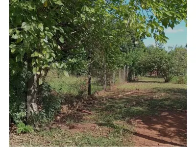 Terreno de 1.518 m² en venta en Encarnación, Itapúa 2