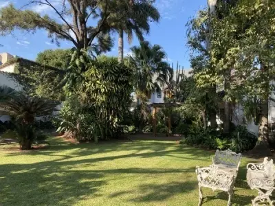 Terreno de 1.636 m² en venta en barrio Mariscal, Asunción 3