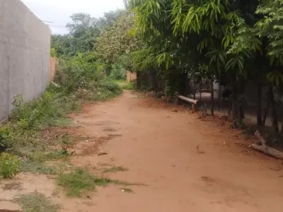 Terreno de 180 m² en venta en Luque, ideal para chalet 3