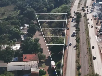 Terreno de 2.031 m² en venta sobre Avda. Perú, Ciudad del Este 2